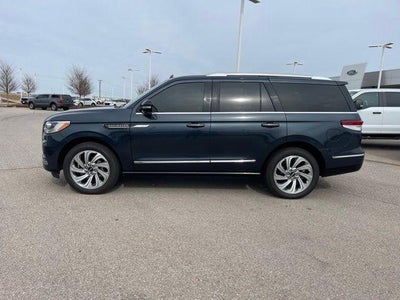 2024 Lincoln Navigator Premiere 4x4