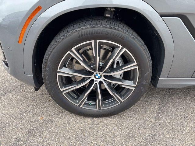 2025 BMW X6 xDrive40i Sports Activity Coupe