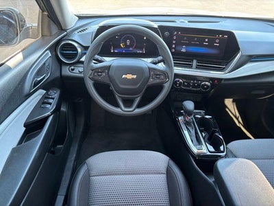 2025 Chevrolet Trax FWD 4dr LT