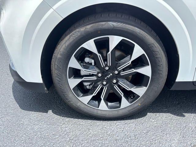 2023 Kia Carnival EX FWD